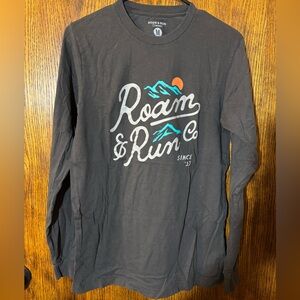 Roam & Run Co Long Sleeve Shirt